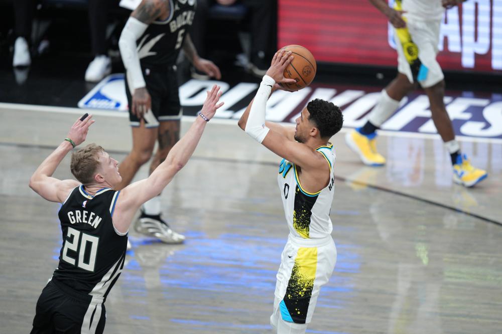 然而黄蜂是 然而黄蜂是